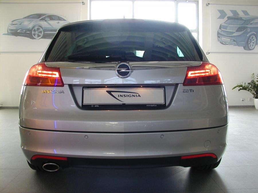  Opel Insignia Sports Tourer 2008 года  (фото 5 из 127)